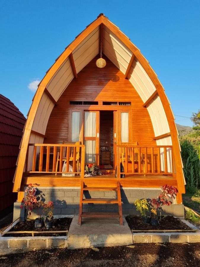 Family Rinjani Bungalow Sajang エクステリア 写真
