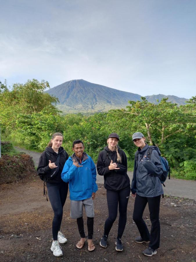 Family Rinjani Bungalow Sajang エクステリア 写真