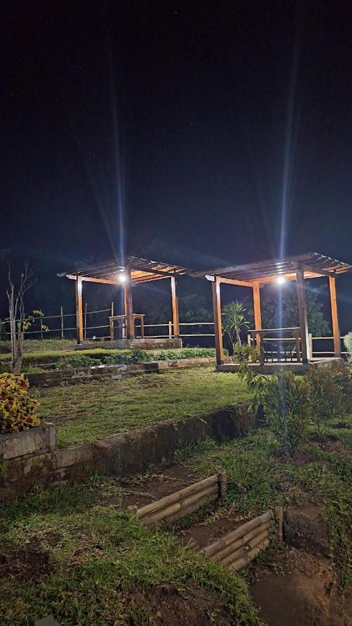Family Rinjani Bungalow Sajang エクステリア 写真