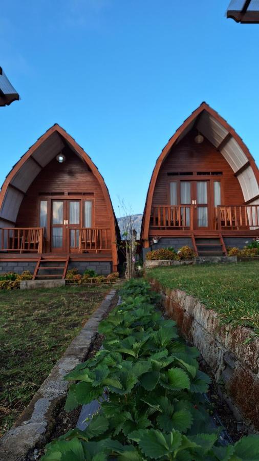 Family Rinjani Bungalow Sajang エクステリア 写真