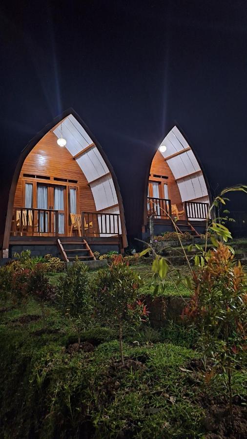 Family Rinjani Bungalow Sajang エクステリア 写真