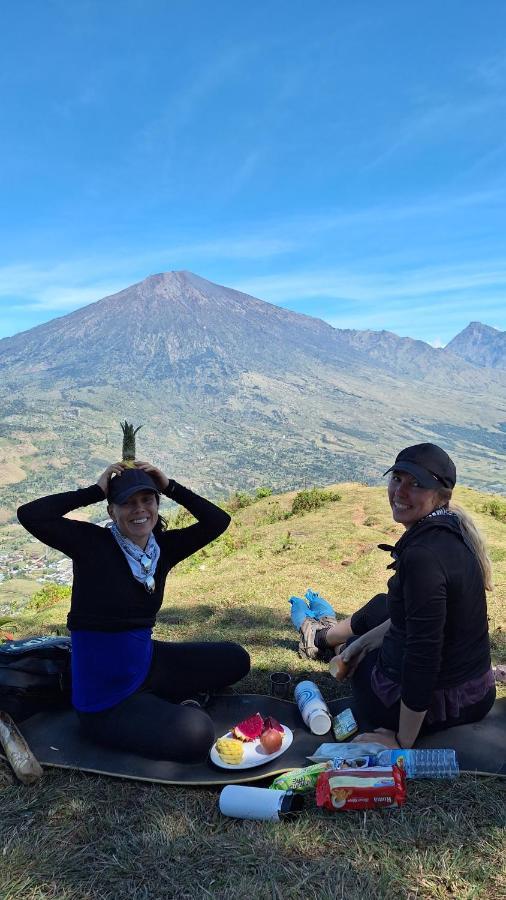 Family Rinjani Bungalow Sajang エクステリア 写真