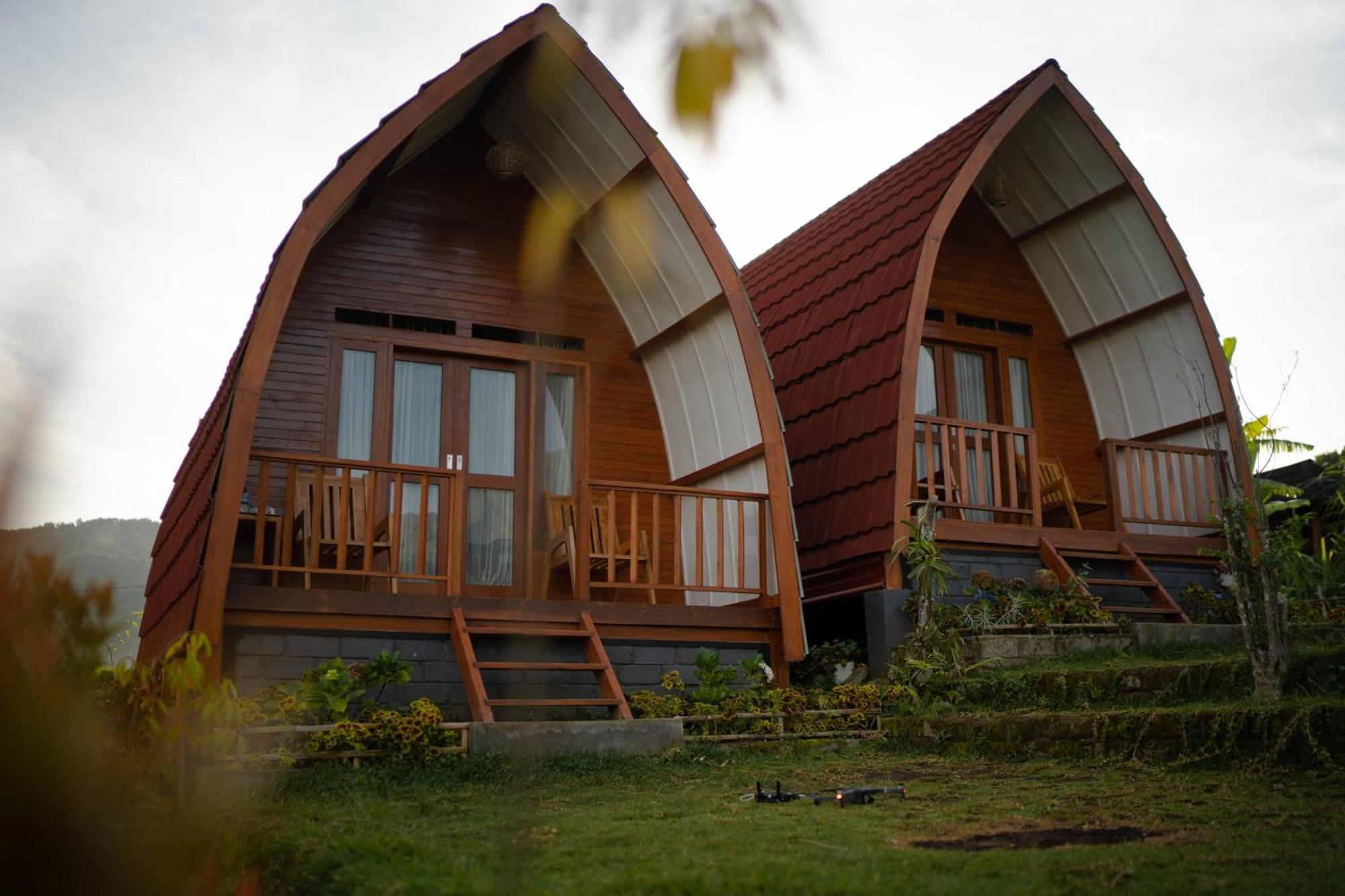 Family Rinjani Bungalow Sajang エクステリア 写真