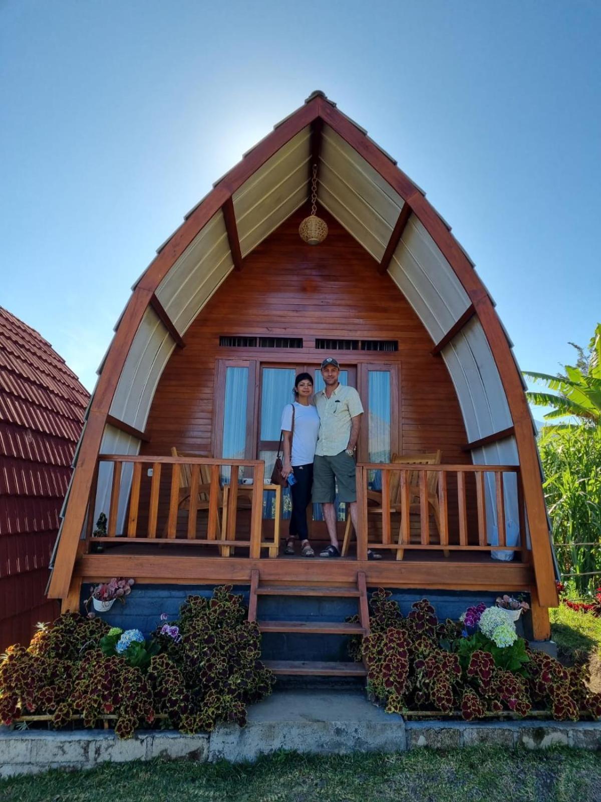 Family Rinjani Bungalow Sajang エクステリア 写真